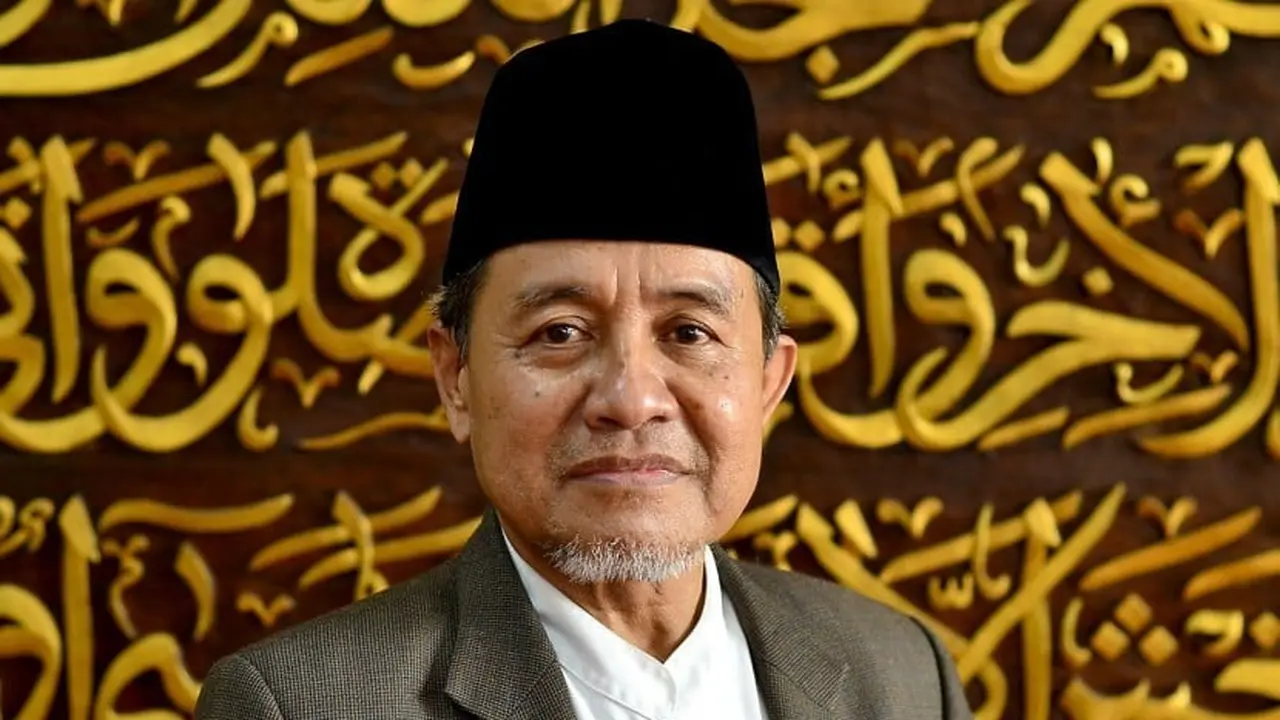 Ketua Umum Pimpinan Pusat Persatuan Islam (PP Persis) periode 2010–2015, KH Maman Abdurrahman Wafat. (Dok. muhammadiyah.or.id)