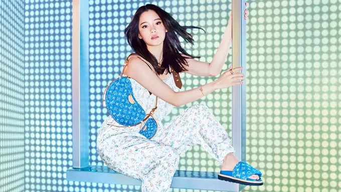 Louis Vuitton Remix Resmi Comeback dengan Gaya Monokrom yang Kreatif