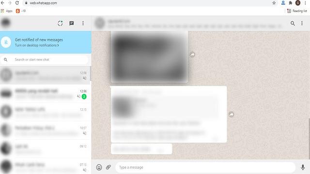 Tampilan WhatsApp Web buram
