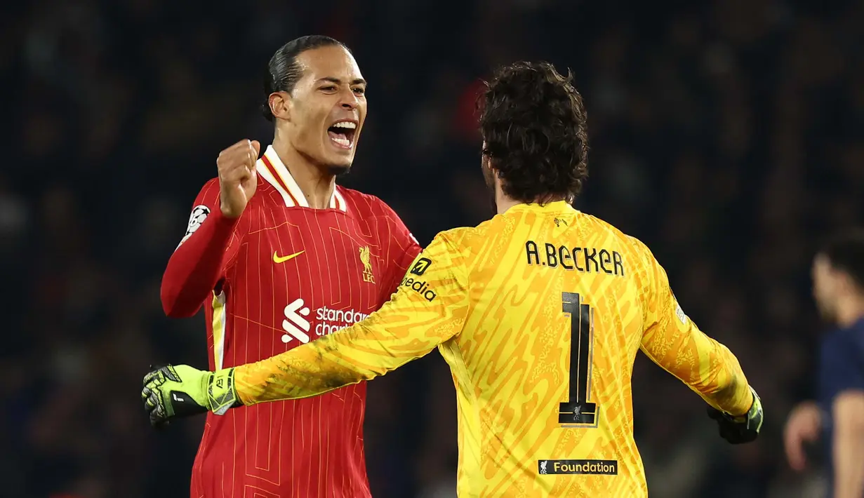 Berstatus tim tamu, Liverpool sukses mengalahkan tuan rumah Paris Saint-Germain (PSG) dengan skor tipis 1-0. (Anne-Christine POUJOULAT/AFP)