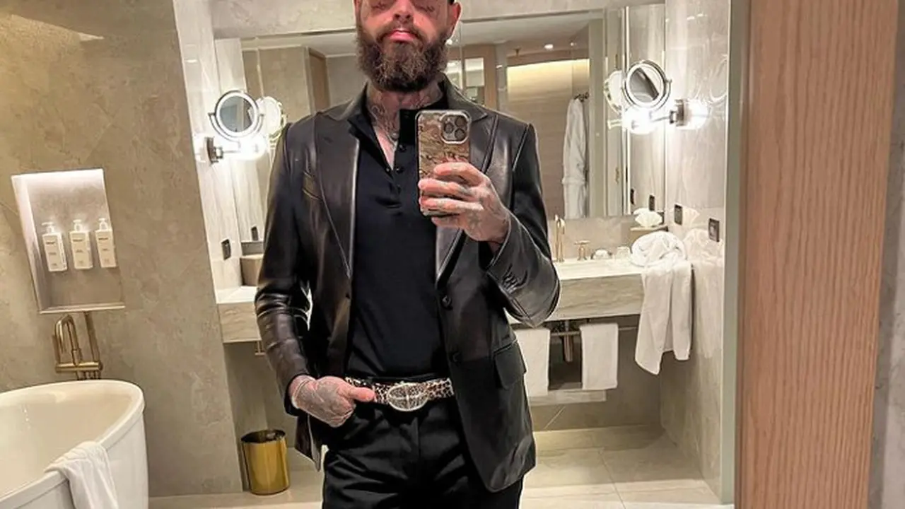 Post Malone Bongkar Rahasia Turun 25 Kg, Berhasil Langsing Hanya dengan Kurangi Minum Soda (source: Ig @postmalone)
