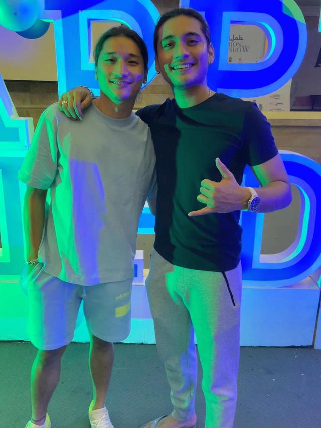 8 Potret Kompak Giorgino Abraham dan Sang Adik Lorenzo, Sibling Goals