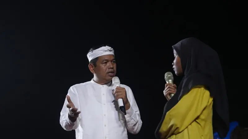 Bakal Calon Gubernur Jawa Barat Dedi Mulyadi saat menyapa warga Kecamatan Rumpin, Kabupaten Bogor, Senin (16/9/2024) malam.