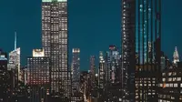 Empire State Building menyala hijau di New York City untuk merayakan liburan Idul Fitri yang menandai akhir Ramadhan 2023. (Twitter/@EmpireStateBldg)