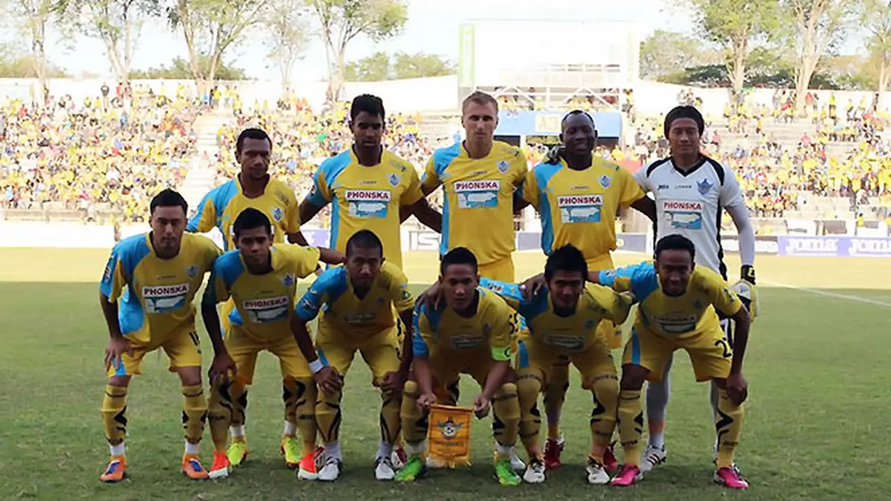 gresik-united-131117c.jpg