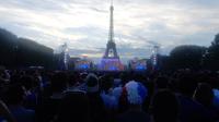 Suasana fan zone Piala Eropa 2016 Paris saat pertandingan Jerman melawan Prancis berlangsung, Kamis (7/7/2016). (Bola.com/Ary Wibowo). 