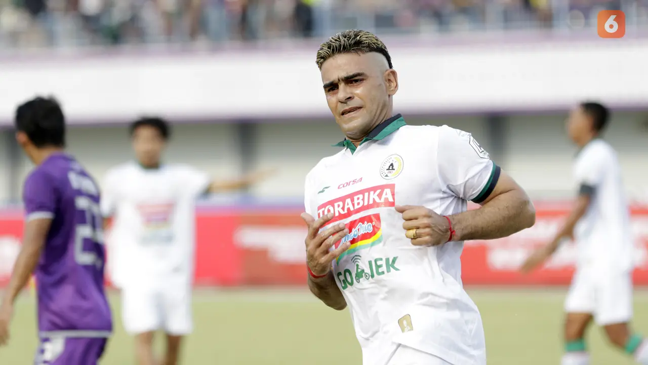 Persita Tangerang VS PSS Sleman