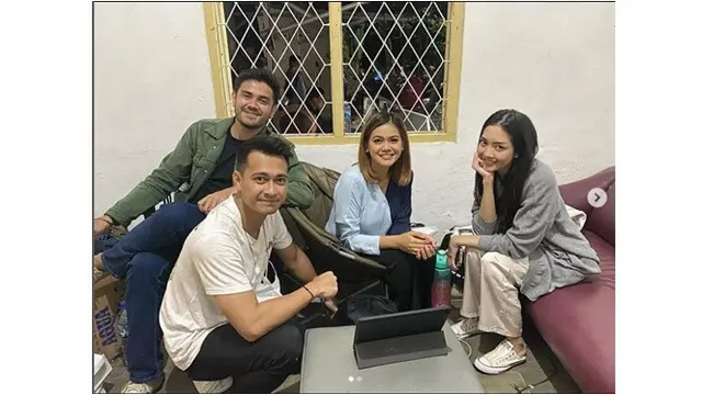 Puncaki TV Rating, Ini 6 Potret Akrab Pemain Cinta Setelah Cinta di Balik Layar