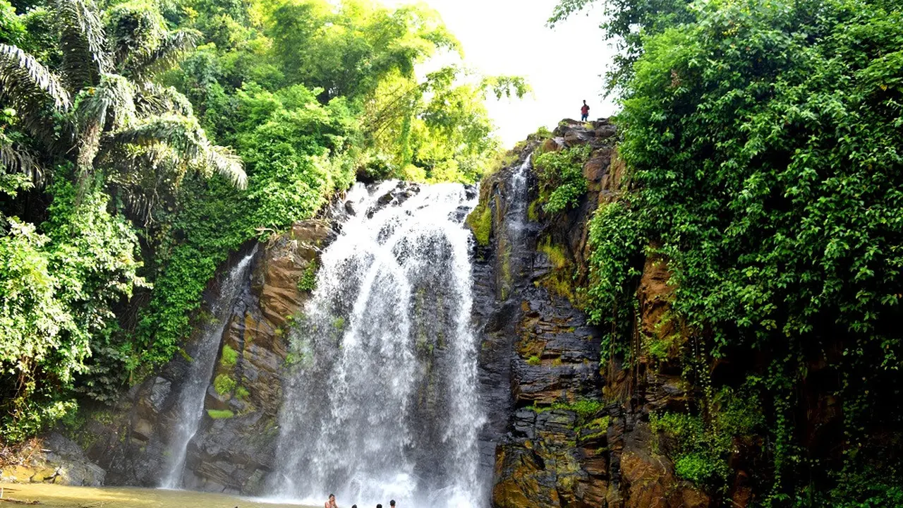 Curug Sawer Pandeglang