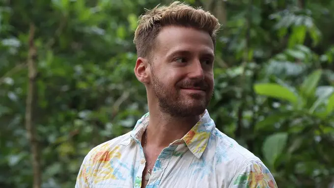 [Bintang] Jonatan Cerrada Bahagia Lagunya Dinyanyikan Titi DJ