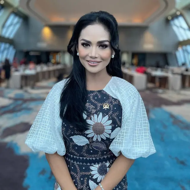 Krisdayanti.