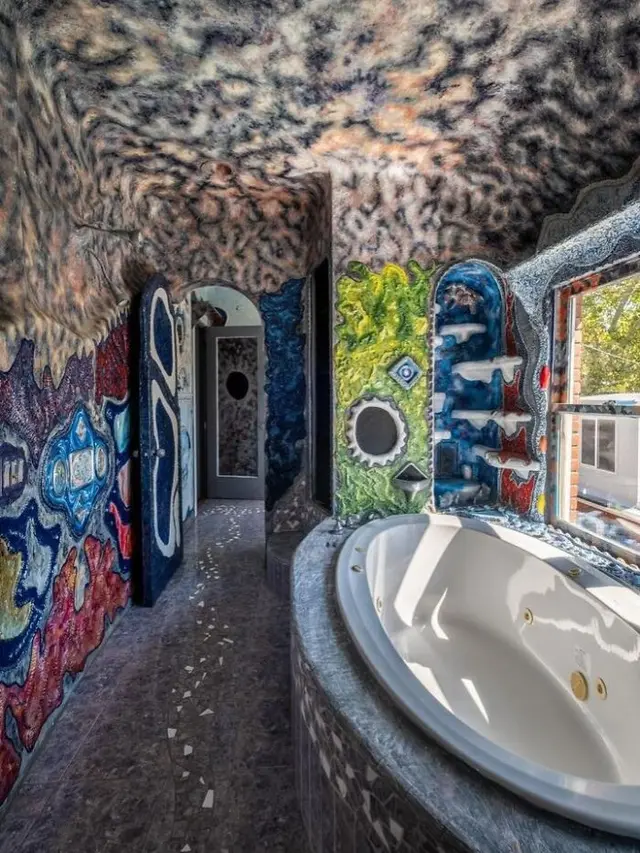 6 Potret Desain Kamar Mandi Ini Unik Banget, Bikin Geleng Kepala