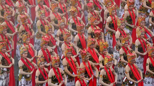Ribuan penari gandrung berhasil memukau para wisatwan dalam festival Gandrung Sewu 2022 di Banyuwangi (Istimewa)