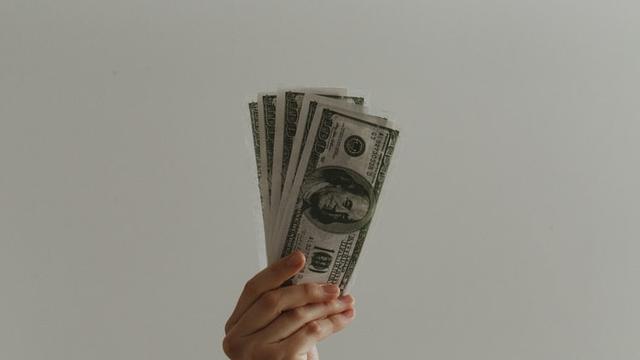 Ilustrasi uang, dolar