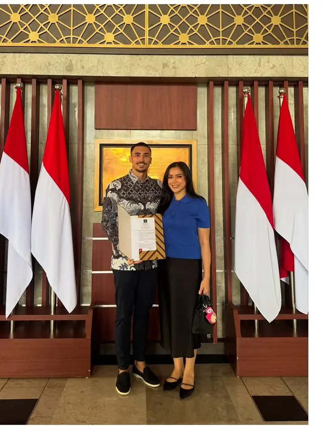 6 Potret Vincent Verhaag Resmi WNI, Lepas Kewarganegaraan Belanda Demi Keluarga