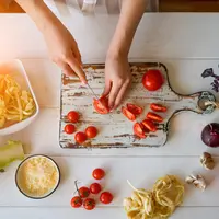 Ilustrasi memasak/copyright shutterstock