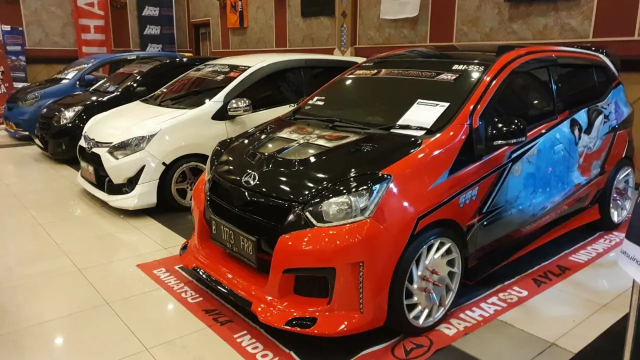 118 mobil Daihatsu bersaing dalam ajang modifikasi Daihatsu Dress Up Challenge 2019 di Bandung, Graha Manggala Siliwangi, 21 – 22 September 2019.