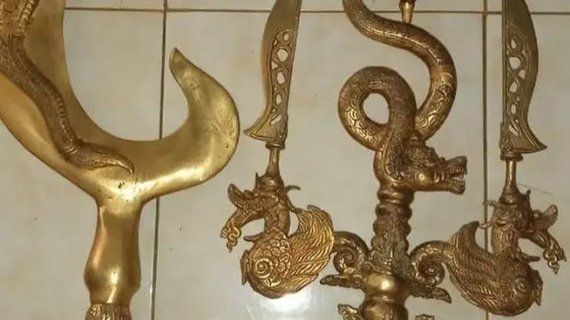 8 Potret Rumah Lilis Karlina, Penuh Benda Klenik Hingga Lukisan Nyi Roro Kidul
