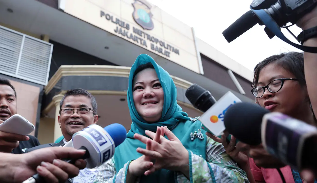 Anak raja dangdut Rhoma Irama, Ridho Rhoma ditangkap aparat Satuan Reserse Polres Jakarta Barat pada Sabtu (25/3) di kawasan, Jakarta Barat. Kini mendekam di Polres Jakarta Barat. (Deki Prayoga/Bintang.com)