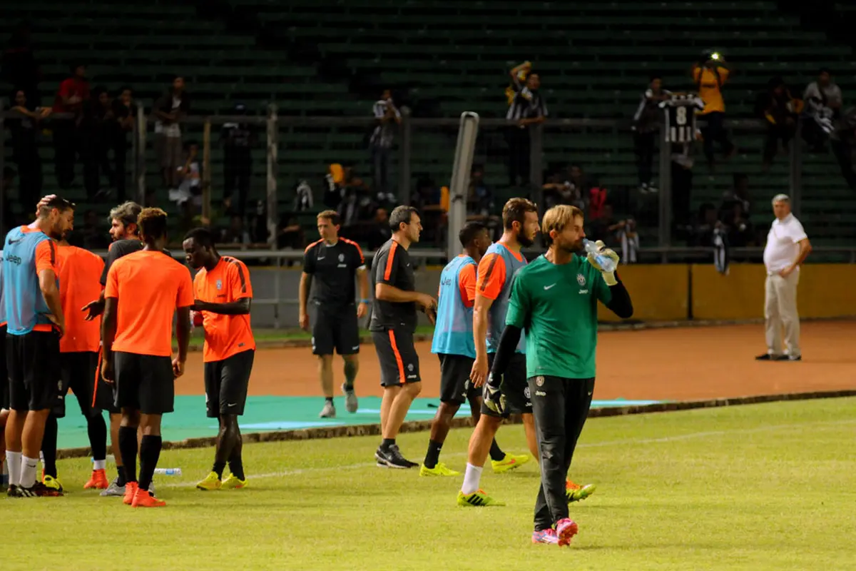 Berlatih di GBK, "La Vecchia Signora" Kepanasan