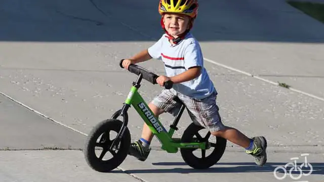 Manfaat Sepeda Tanpa Pedal untuk Tumbuh Kembang Anak