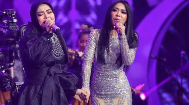Ketika Syahrini Dan Ariel Noah Nyanyi Lagu Cinta Terbaik News Entertainment Fimela Com