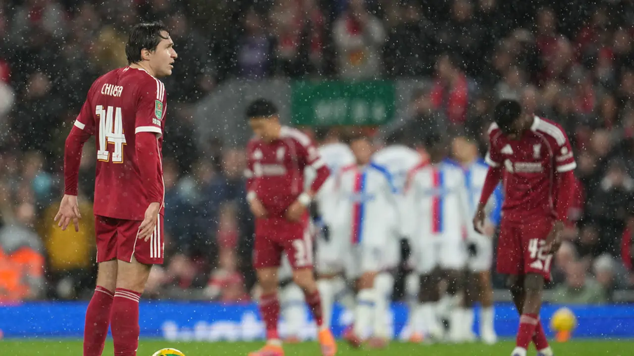 Foto: Dipecundangi Crystal Palace 3 Gol Tanpa Balas, Liverpool Tersingkir dari Carabao Cup