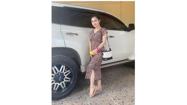 7 Potret Vivi Artika, Pedangdut Asal Jawa Timur yang Curi Perhatian