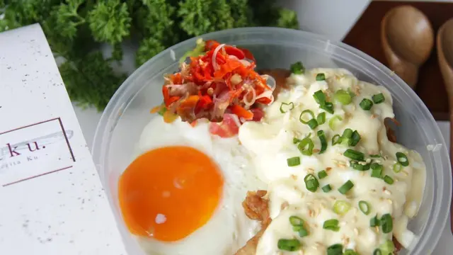 Nataku atau Nasi dan Cerita Ku, rice bowl dengan konsep â Gourmet Food at Homeâ dimana customer bisa menikmati makanan ala restoran Casual Dining yang bisa dinikmati langsung di rumah besutan chef Vito Quinnaldo.
