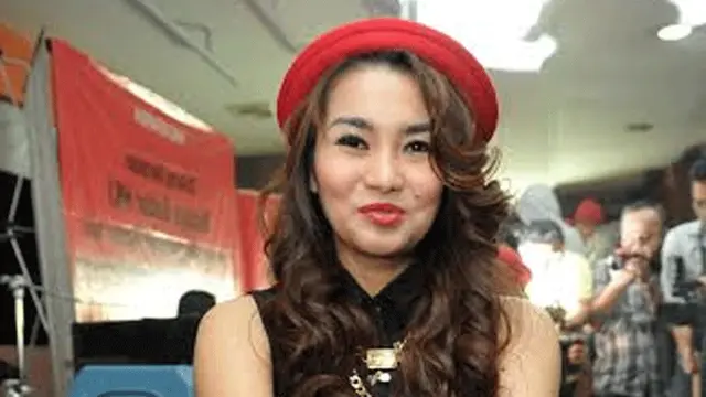 Fitri Carlina