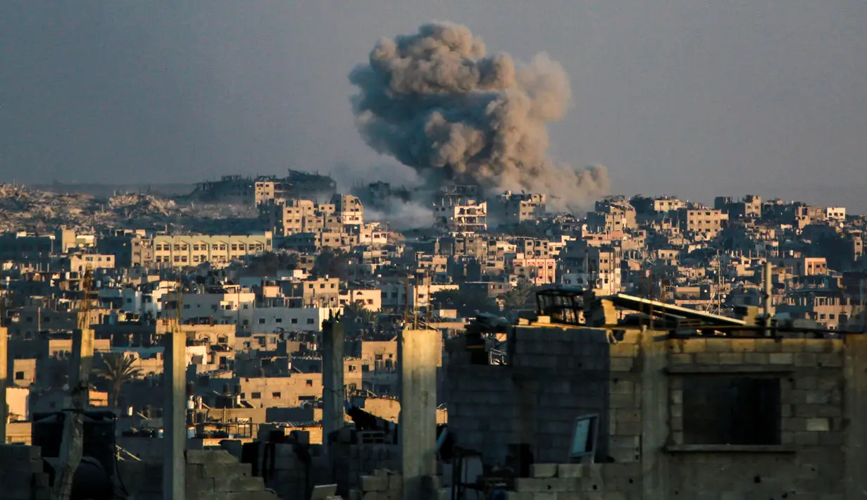 Para perwakilan delegasi Hamas dan Israel masih melanjutkan perundingan di Doha, Qatar, untuk mencoba menyepakati gencatan senjata sementara guna menghentikan pertempuran yang telah berlangsung selama 21 bulan di Jalur Gaza. (Bashar TALEB/AFP)