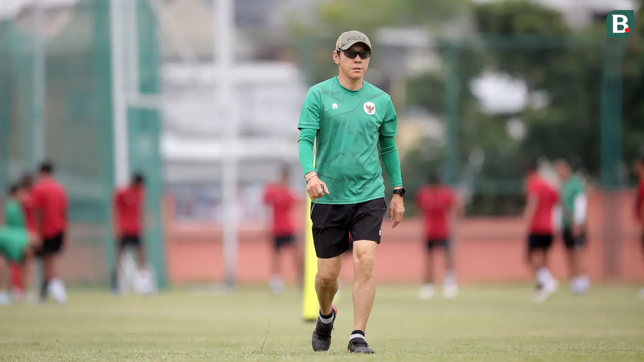 Shin Tae-yong saat Sesi Latihan Timnas Indonesia U-20