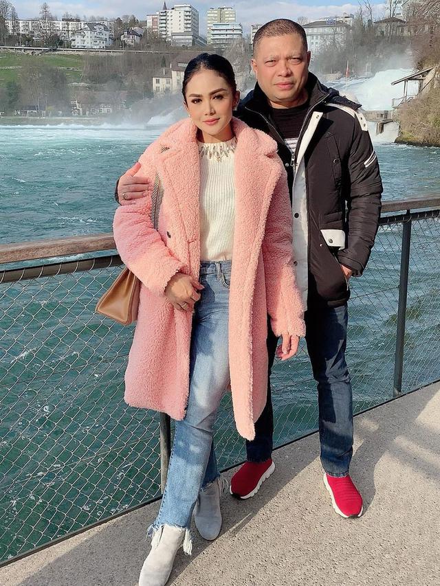 Krisdayanti dan Raul Lemos. (Foto: Instagram @krisdayantilemos)