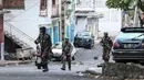 Tentara Komoro berpatroli di jalan-jalan setelah para pendukung oposisi melakukan protes di Moroni, Komoro pada 17 Januari 2024. (Olympia DE MAISMONT/AFP)
