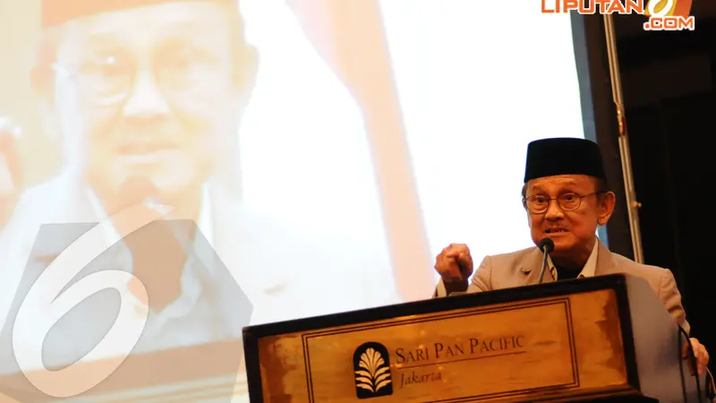 [FOTO] Lima Capres RI 2014 Adu Visi-Misi di Depan BJ Habibie