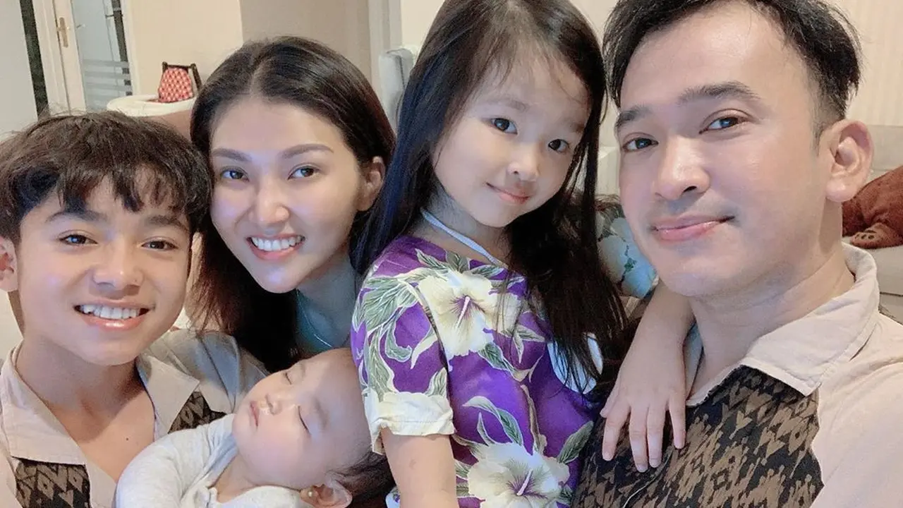 [Fimela] Ruben Onsu dan Sarwendah