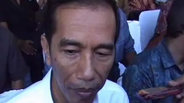 Jokowi Tonton Nikah Massal di Bali, Pengantin Senang