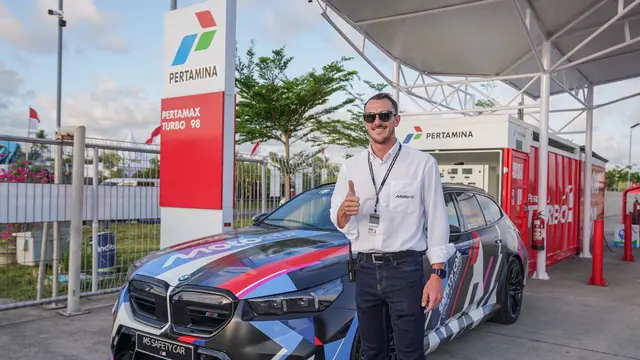 Pertamina Patra Niaga menghadirkan Pertamax Turbo di SPBU Modular yang terletak di area sirkuit Mandalika. (Foto: Pertamina)