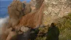Kesempatan langka untuk dapat menyaksikan runtuhnya bagian North Cliff di California di Amerika Serikat.