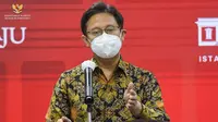 Menteri Kesehatan RI Budi Gunadi Sadikin memberikan keterangan pers usai Rapat Terbatas mengenai Penanganan Pandemi COVID-19, di Kantor Presiden Jakarta, Senin (3/5/2021). (Biro Pers Sekretariat Presiden)