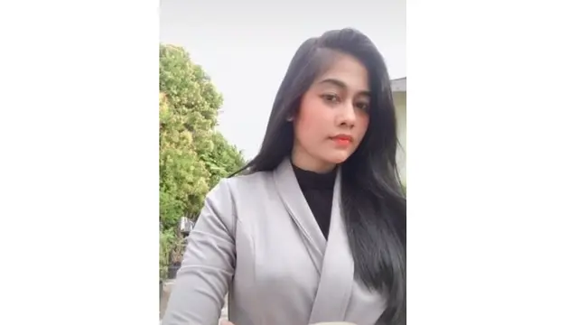 Viral Disebut Mirip Nike Ardilla, Ini 6 Potret Seleb TikTok Qory Antika