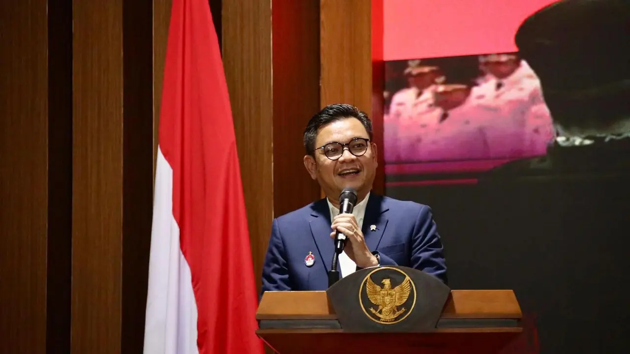 Gubernur Lembaga Ketahanan Nasional Republik Indonesia (Lemhannas RI) Ace Hasan Syadzily membakar semangat Kepala Daerah peserta retret di Akademi Militer (Akmil) Magelang, Sabtu (22/2/2025) (Istimewa)