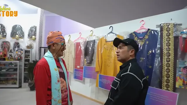 Tersedia Koleksi Busana Bordir Sampai Kimono Asli Jepang