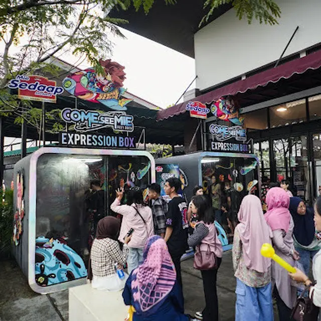 COME SEE MIE FEST Bandung 2025 Makin Pecah dan Kreatif, Intip Keseruan yang Dirasakan Kelly Kourtney!
