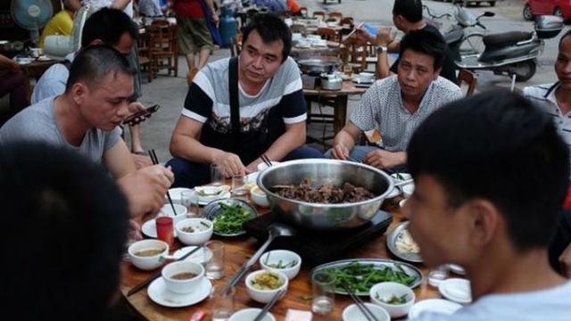 Festival daging anjing di China