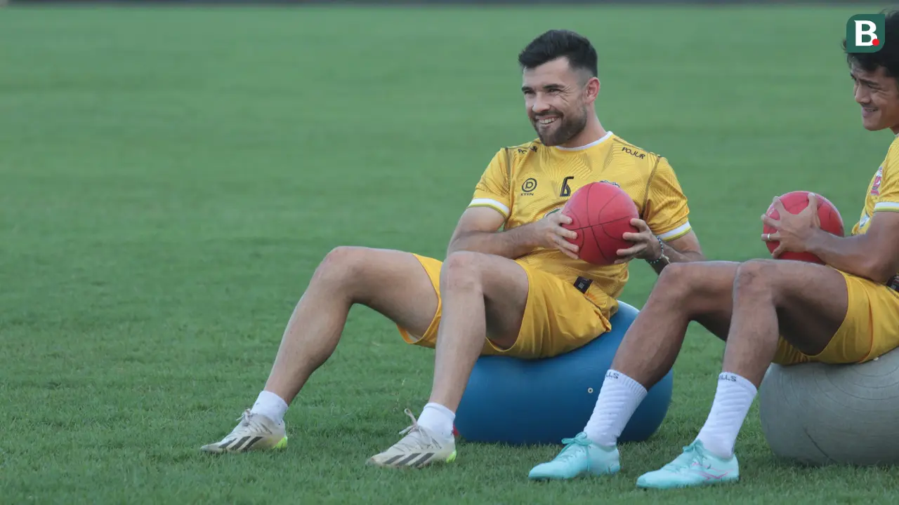Bek asal Spanyol Ruxi