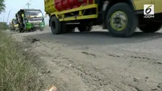 Menjelang datangnya musim arus mudik lebaran yang makin dekat, jalan poros Tengah Brebes-Purwokerto, Jawa Tengah, kondisinya rusak parah. Warga berharap Pemerintah Kabupaten Brebes, segera meperbaiki jalan rusak ini, karena sebentar lagi akan dilalui...
