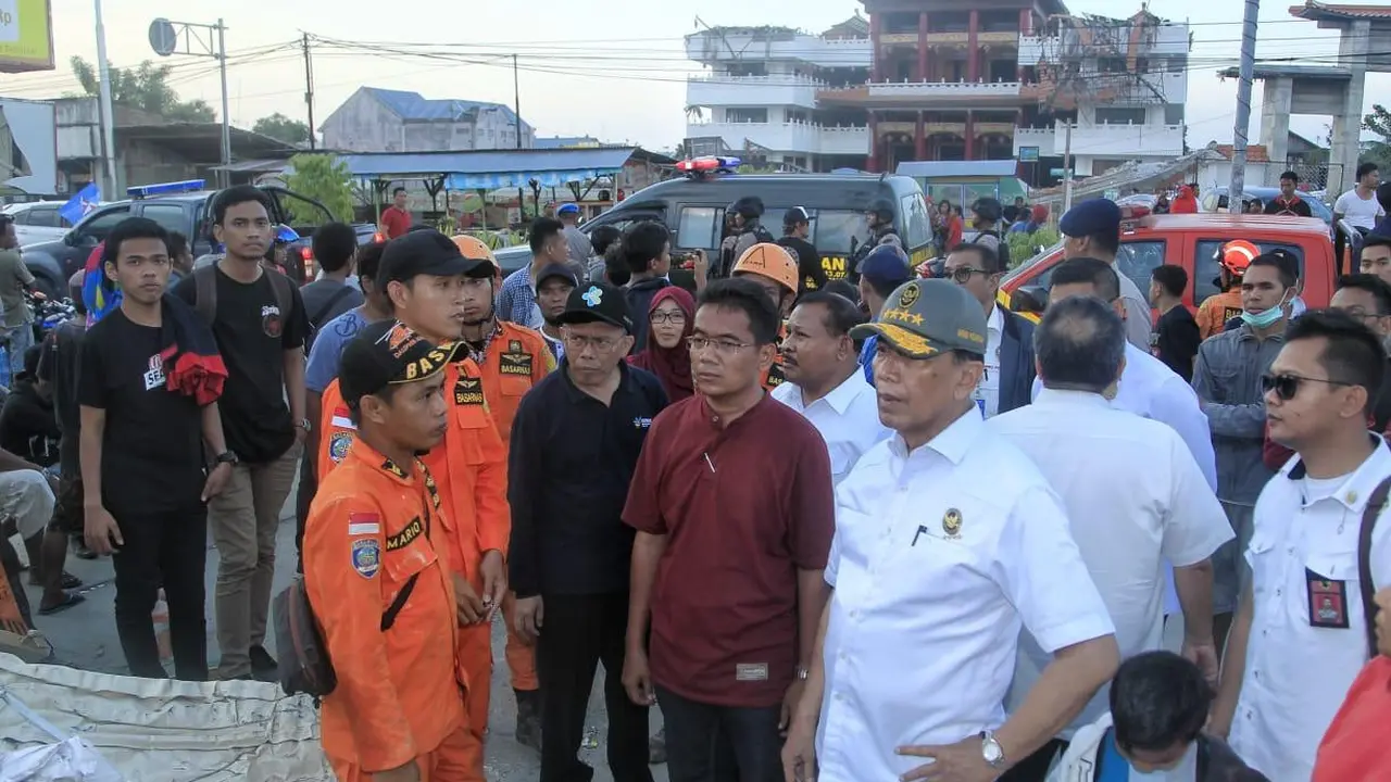 Menko Polhukam Wiranto meninjau kondisi Palu usai gempa. (dok Kemenko Polhukam)