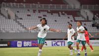 Timnas Putri Indonesia U-19 berhasil memetik kemenangan 4-1 atas Laos dalam laga kedua Piala AFF Wanita U-19 yang dihelat di Stadio Gelora Sriwijaya, Palembang, pada Jumat (7/7/2023). (Dok. PSSI)