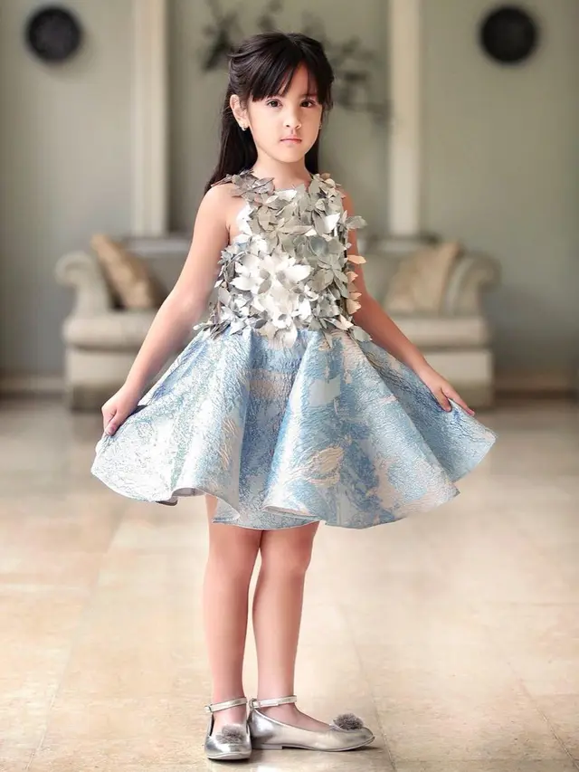 [Bintang] Nia Ramadhani